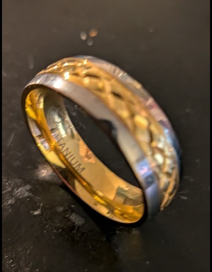 2 gold and silver titanium mens rings size 11-12 - Thumbnail 6