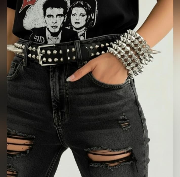 HT Silver Spiked Bracelet Set Stretchy Brand New never used - Thumbnail 4