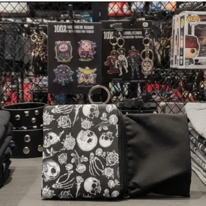 HT Black Skull and Rose Print Pouch/Wallet BNWT - Thumbnail 4