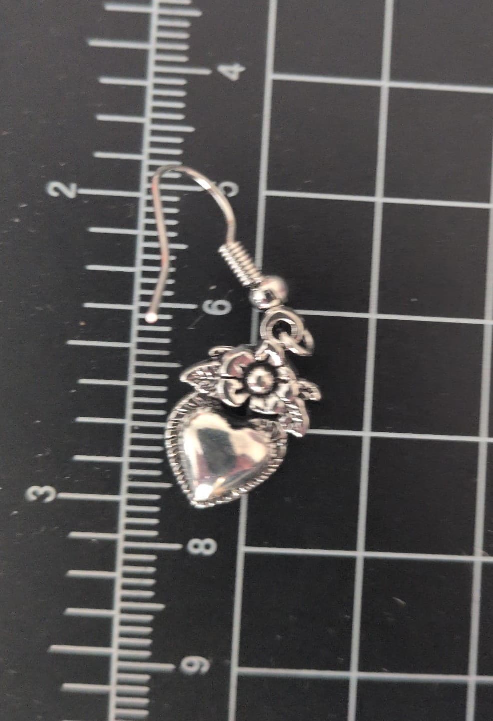 HTSilvertone heart and flower charm dangle drop earrings. NWT - Thumbnail 3