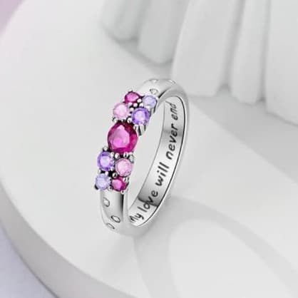 Give your Valentine a sterling Love Forever 925 Ring w/ gift box Brand new! - Thumbnail 2