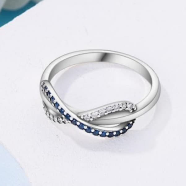 Sterling Silver Infinity Ring with Blue and White Stones Stamped 925 Size 6 - Thumbnail 7