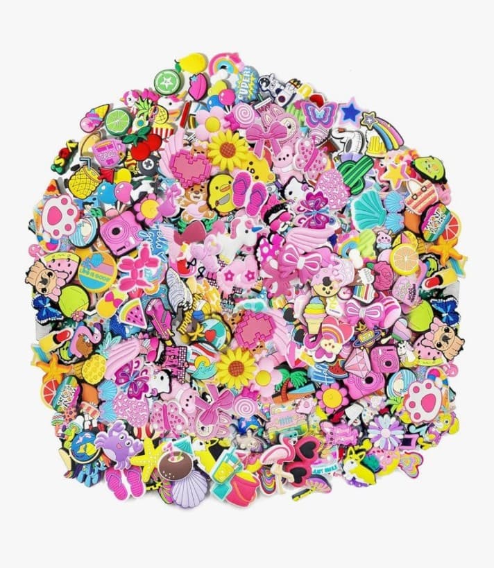 PVC Cartoon Charms, 100 Pcs, No Duplicates, Snap-Fit DIY Ornament Shoe Access.