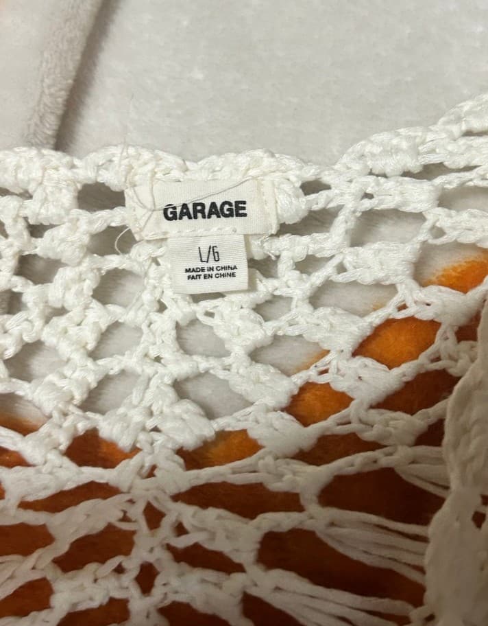 White Crochet Trim Women's Top - Thumbnail 2