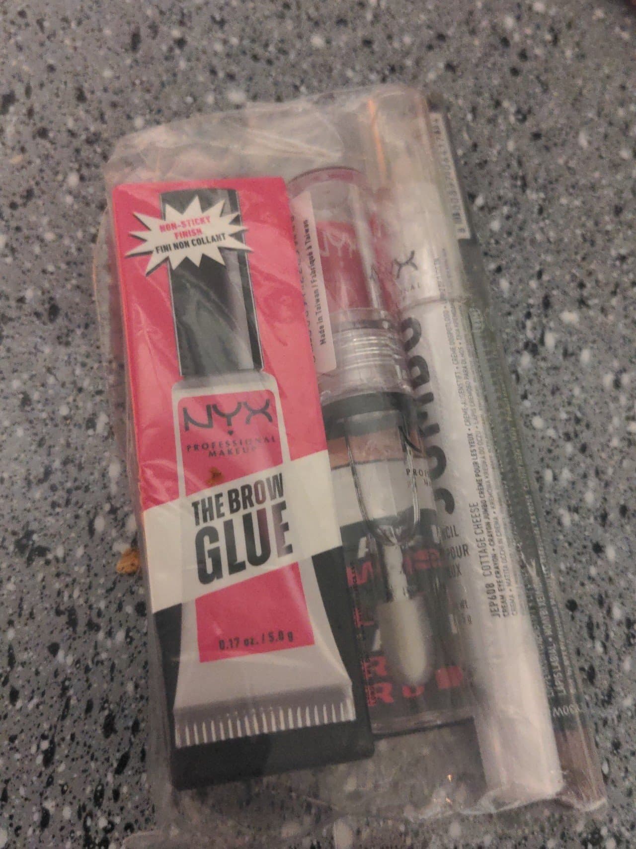 NYX makeup bundle - Image 1