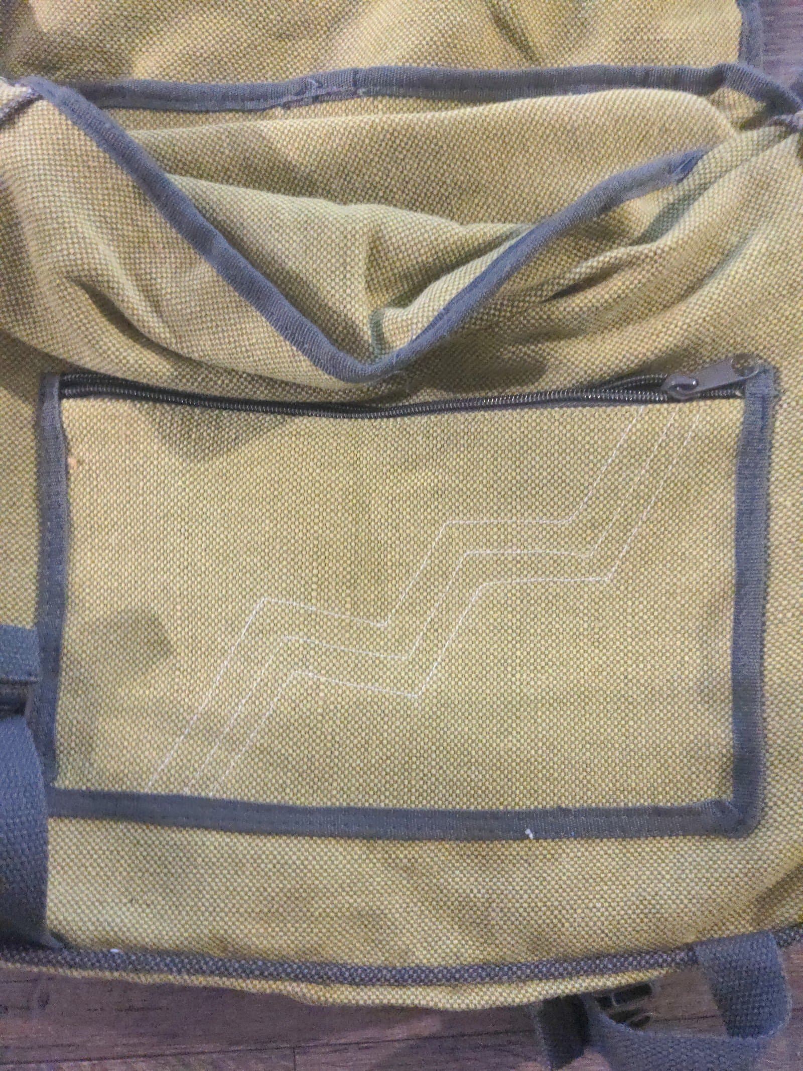 Onyx green tote bag with clips - Thumbnail 7