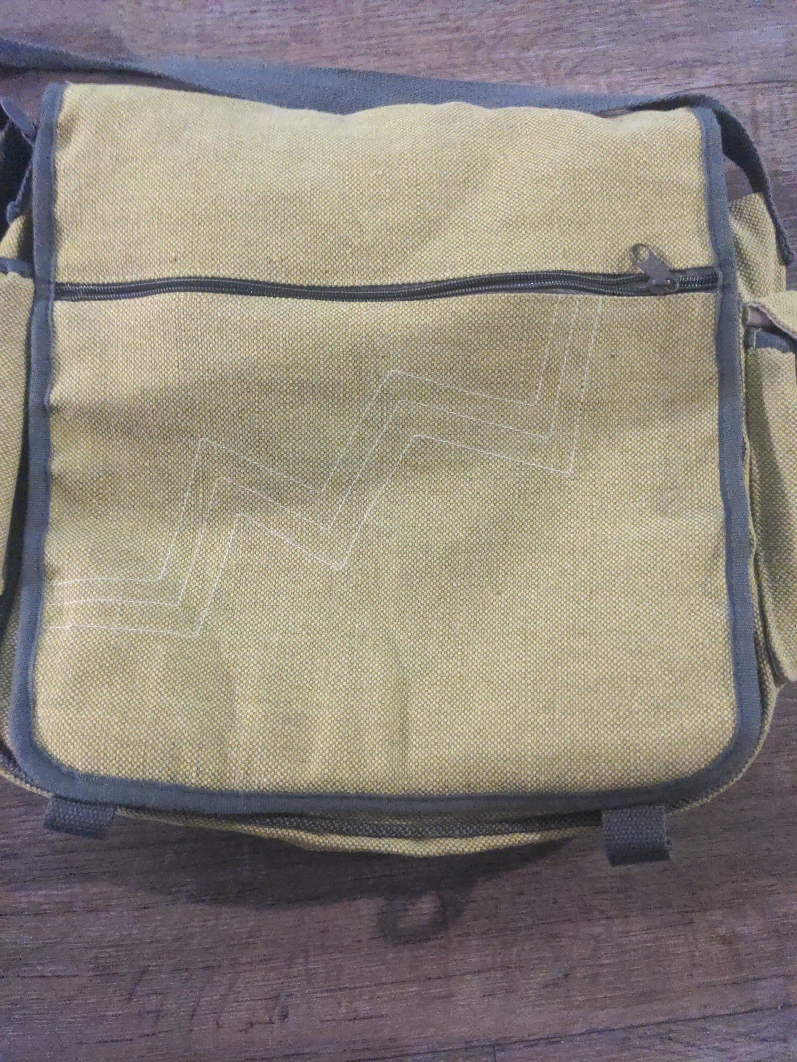 Onyx green tote bag with clips - Thumbnail 2