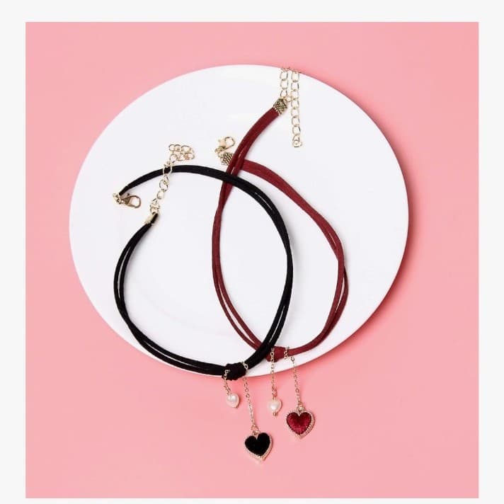 2 velvet chokers brand new black & wine red - Thumbnail 4