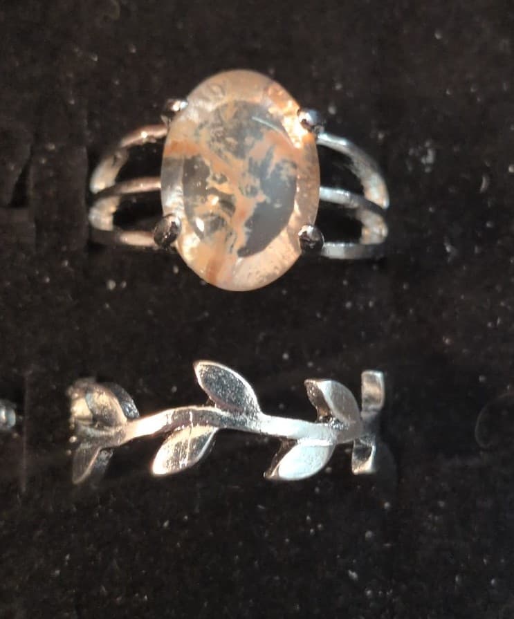 Silver Ring with Unique Tan Stone with a leaf band ring set - Image 1
