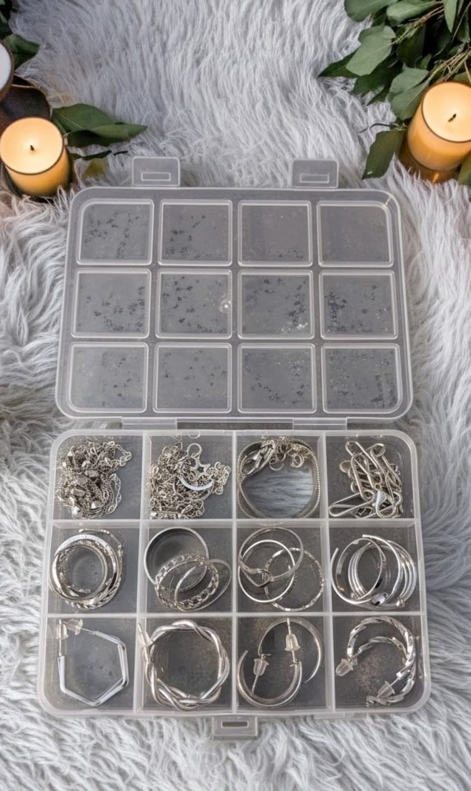 Box full of rings, earrings, bracelets,and necklaces Brand new ! - Image 1
