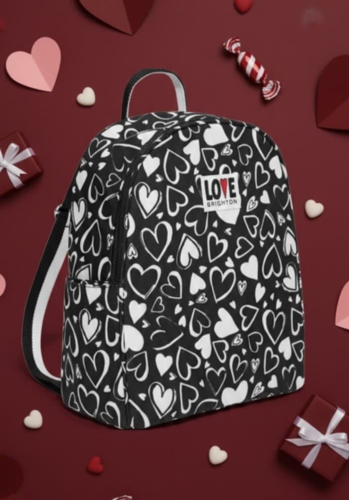 ❥❥❥ Brighton Endless Love Heart Backpack Limited Edition Valentine’s Special NWT - Thumbnail 2