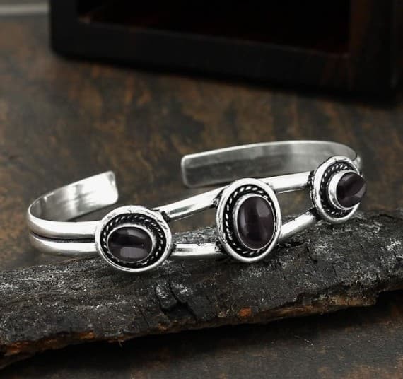 Vintage Inspired Style Sterling Silver and Black Onyx Bracelet CUFF bracelet - Thumbnail 5