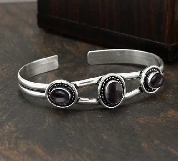 Vintage Inspired Style Sterling Silver and Black Onyx Bracelet CUFF bracelet - Thumbnail 4