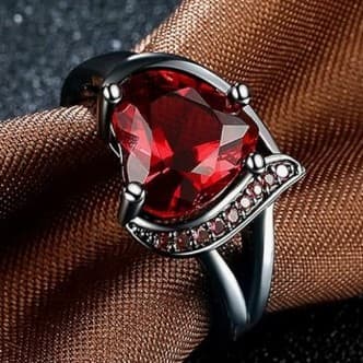 Gothic Valentine's 18 k gold plated heart ring size 9 / 8 / 7 - Thumbnail 4