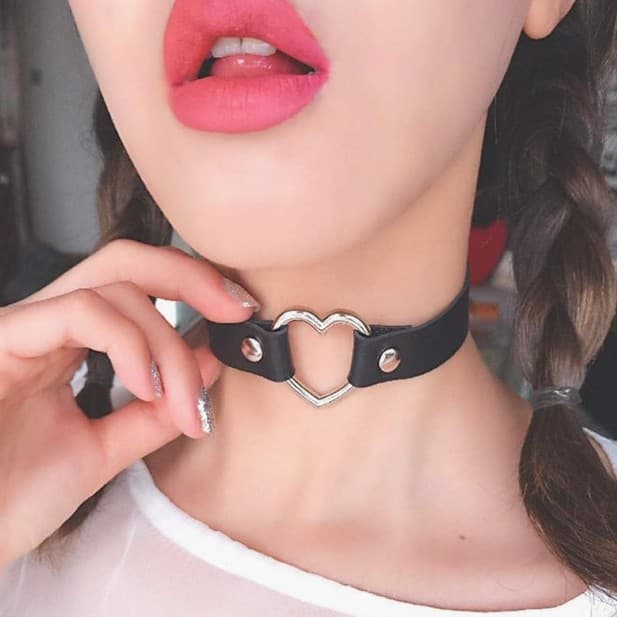HT 4 piece Choker Set Comes with a Valentine's Day gift for your partner. - Thumbnail 3