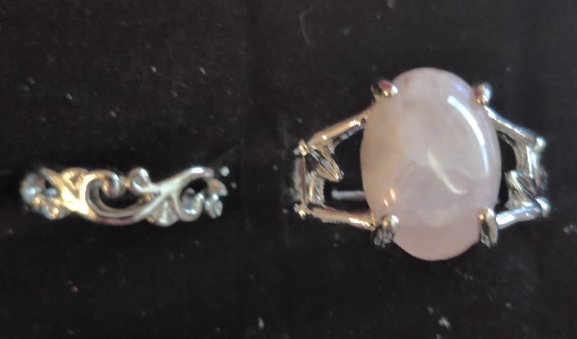 Elegant Silver and Pink Stone Ring Set - Image 1