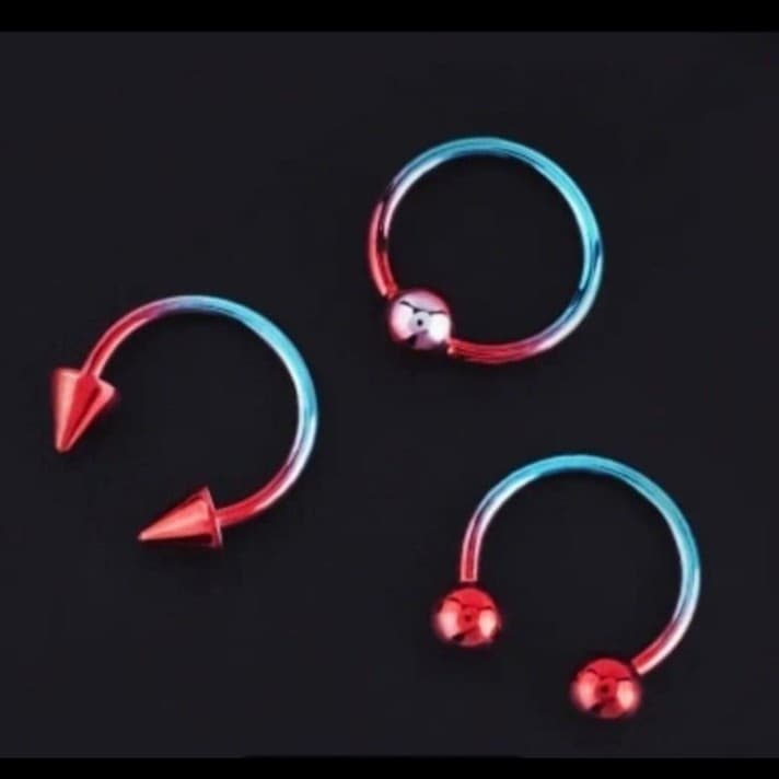 Vibrant Gradient Piercing Rings Set - Image 1