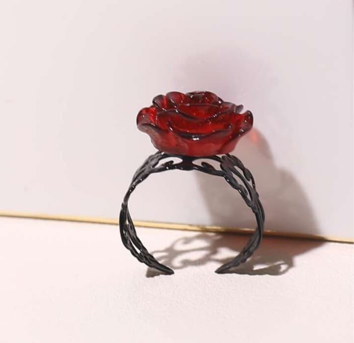 HT Gothic Red Rose Ring - Thumbnail 3