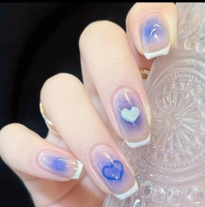 Elegant Press-On Nails Set - Image 1