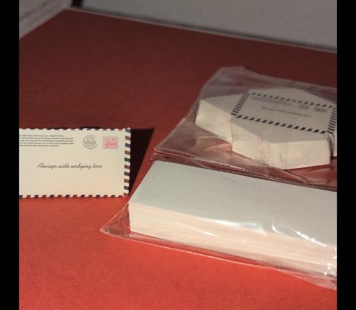 Perfect for Valentine's Day Red White& Black Mini Stationery Set Comes W) - Thumbnail 4