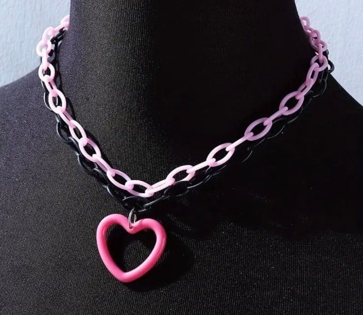 Hot topicPlayful Pink and Black Heart Necklace with Glossy Finish - Thumbnail 2