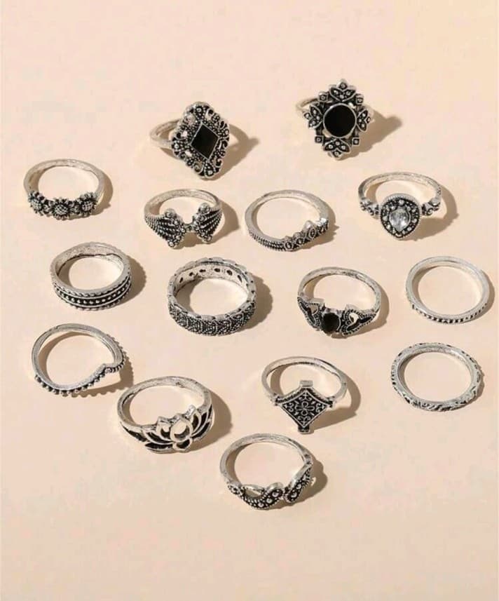 Hot topic Vintage-Inspired Silver Ring Collection - Thumbnail 2