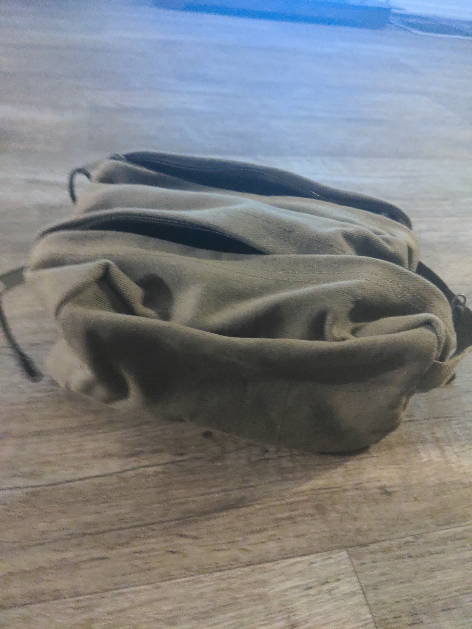 Army green canvas mens shaving bag - Thumbnail 2