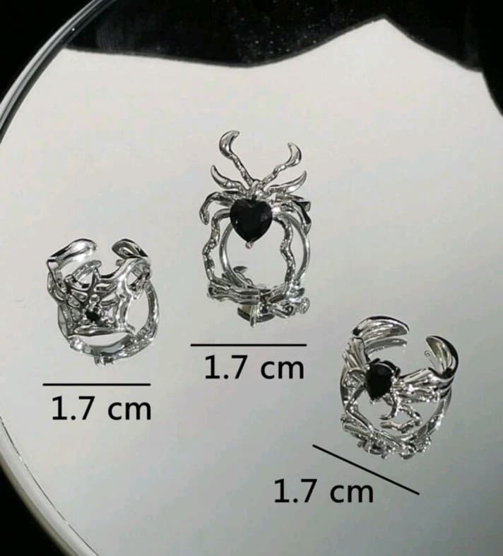 Hot Topic Silver and Black Spider Ring Trio - Thumbnail 4