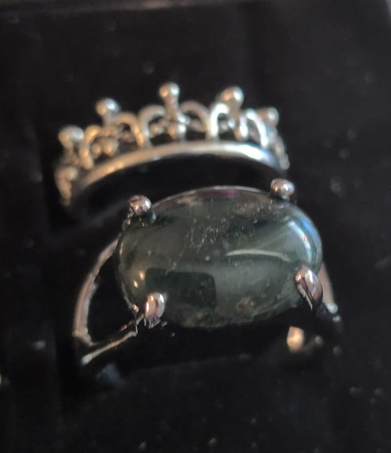Silver Crown Ring and Green Stone Ring Set - Image 1