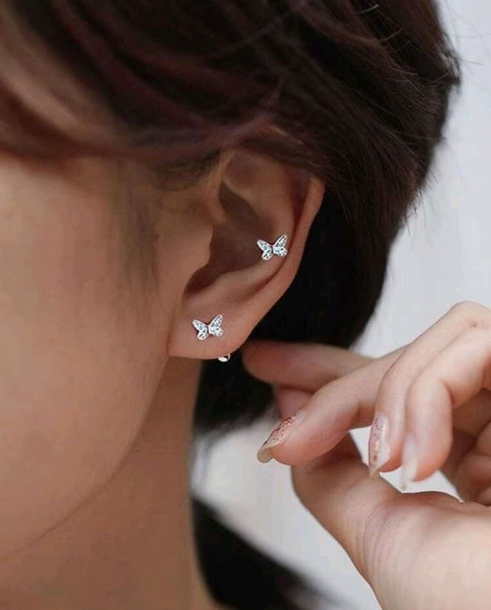 Elegant Silver Butterfly Stud Earrings - Thumbnail 6