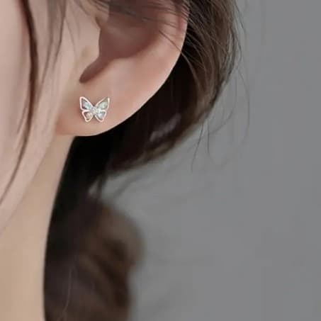 Elegant Silver Butterfly Earrings - Thumbnail 4