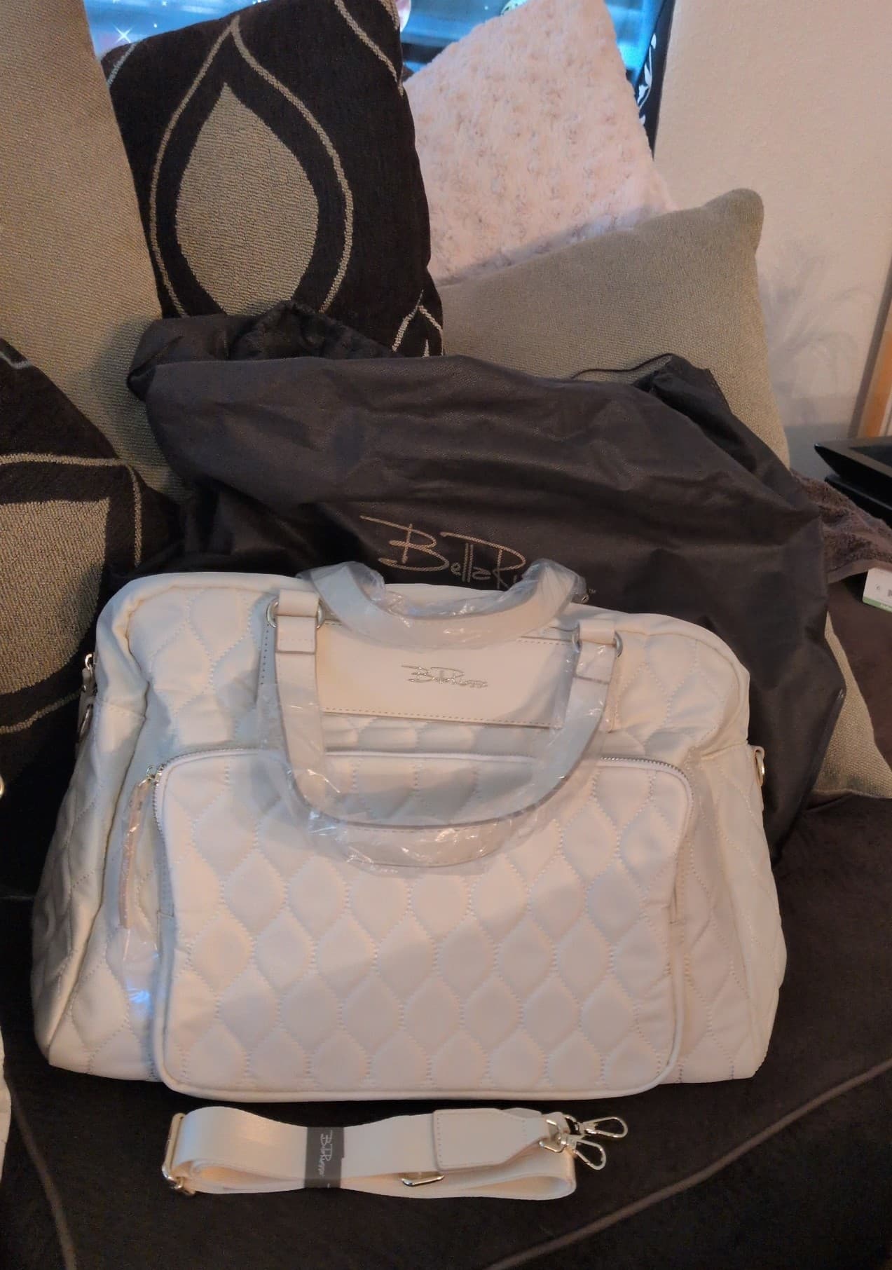 NWT Bella Russo 3-Pc Quilted Travel Set + Original Logo Dust Bags - Thumbnail 4