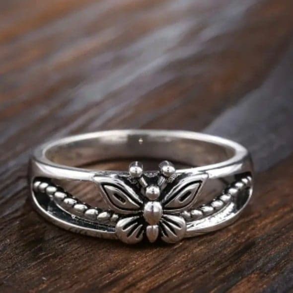 Butterfly ring brand new - Thumbnail 7