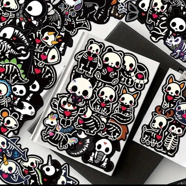Black and White Cartoon Cat Faces with Skeletons - Thumbnail 4