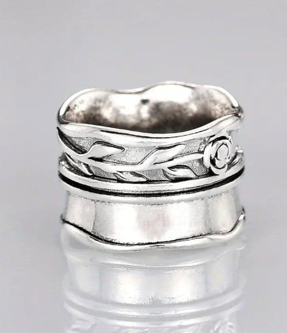 Silver Engraved Ring - Image 1