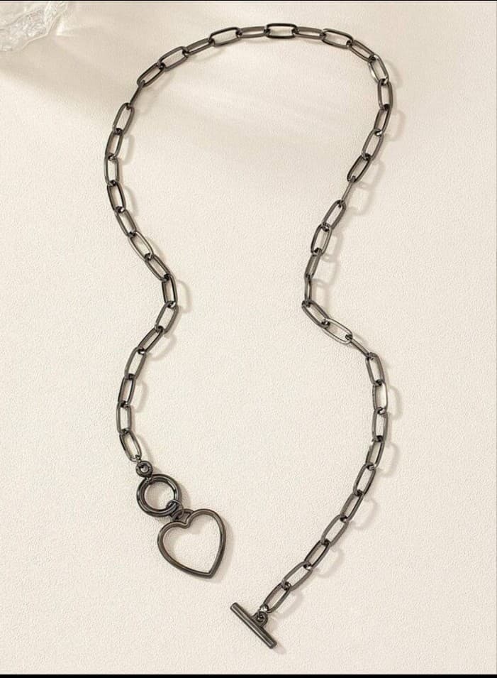 Black Heart Chain Necklace - Thumbnail 3