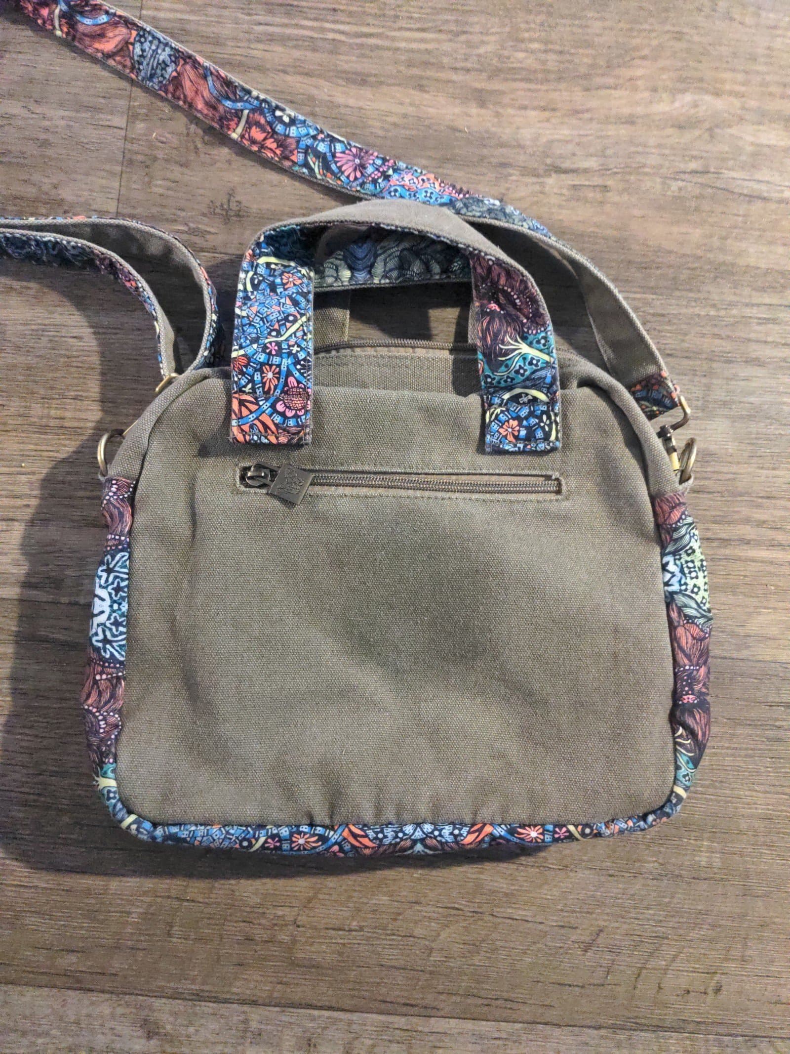 Crossbody canvas bag / purse - Thumbnail 7