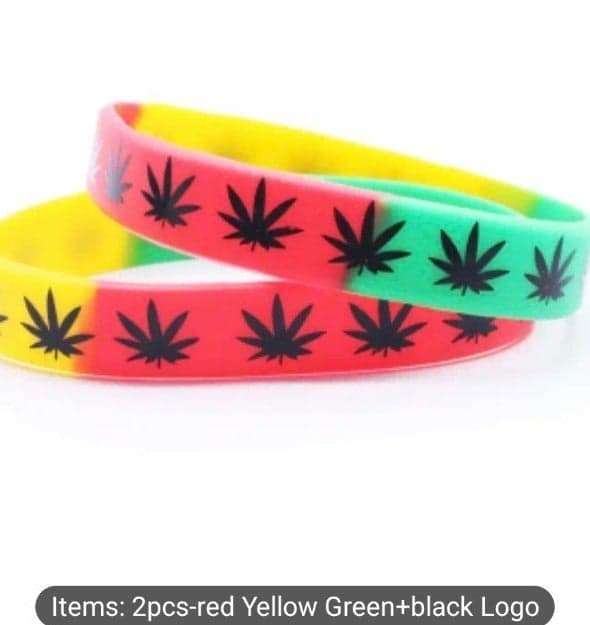 2pcs Maple Leaf Pattern Bracelet Leaf Pattern Bracelet Silicone Bracelet - Image 1