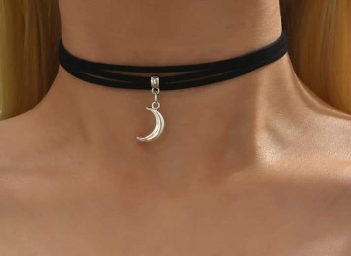 Silver Crescent Moon - Thumbnail 2