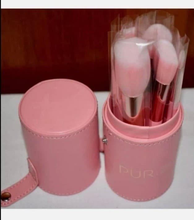 PÜR Pink Makeup Brush Set with Case - Thumbnail 2