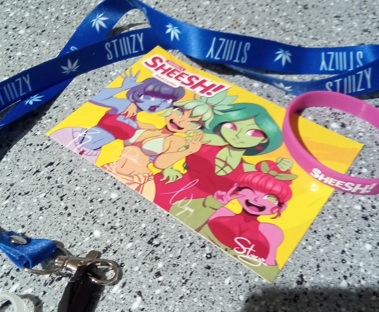 Stiliizy vape holder And sheesh! bracelet - Thumbnail 4