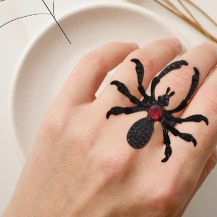Black and Red Spider Statement Ring - Thumbnail 4