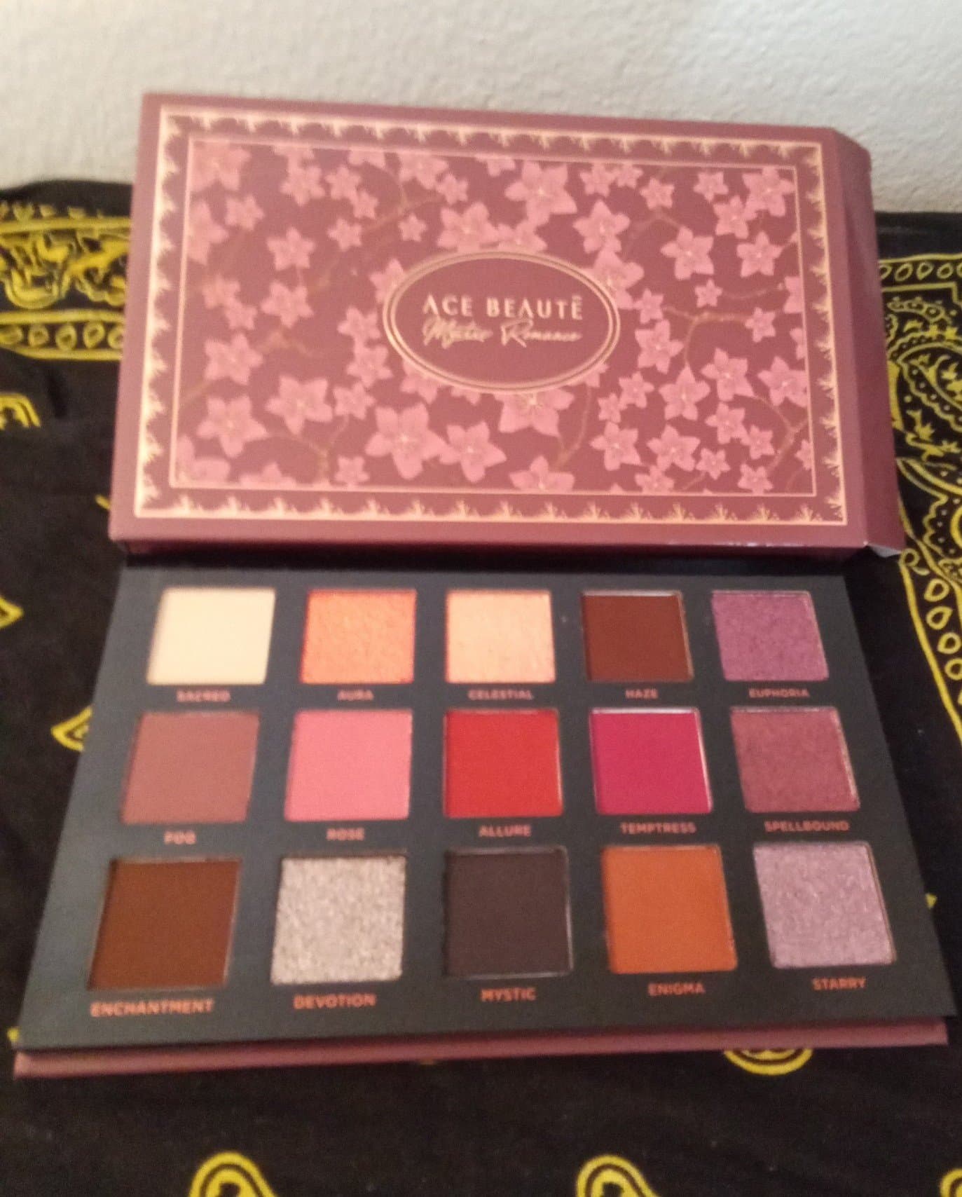 Ace Beautè Mystic Romance eyeshadow palette 15 colors - Image 1
