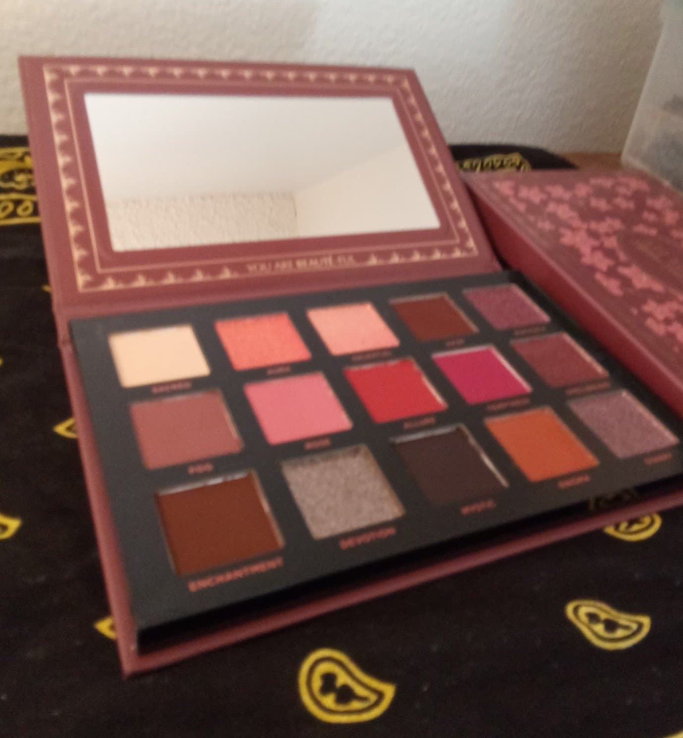 Ace Beautè Mystic Romance eyeshadow palette 15 colors - Thumbnail 4