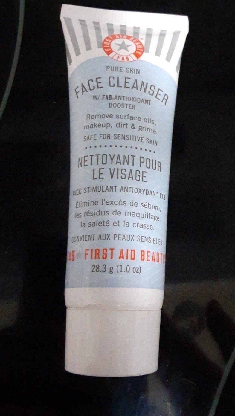 First Aid face cleanser pure skin 1.0 oz - Thumbnail 3