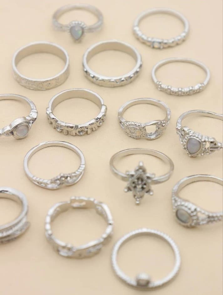 Elegant Silver Ring Set for Women - Thumbnail 2