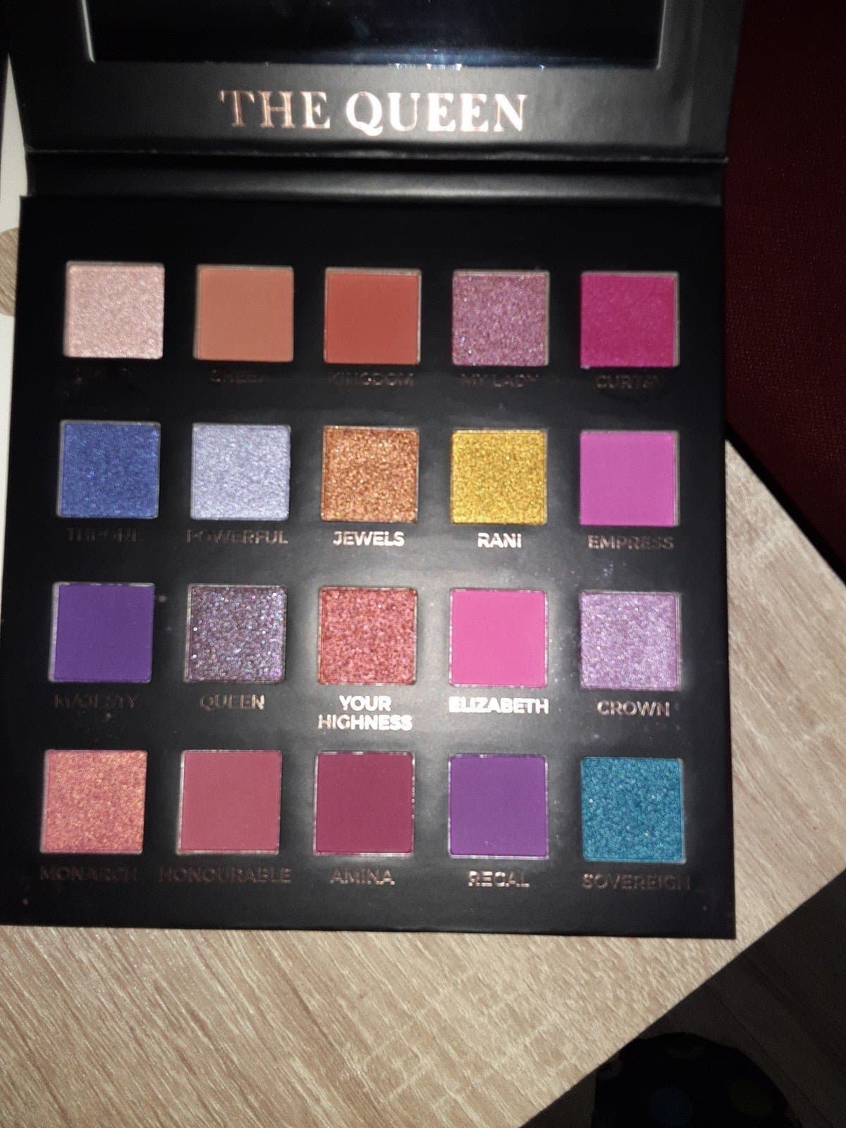 ELOISE The Queen eyeshadow palette - Thumbnail 5