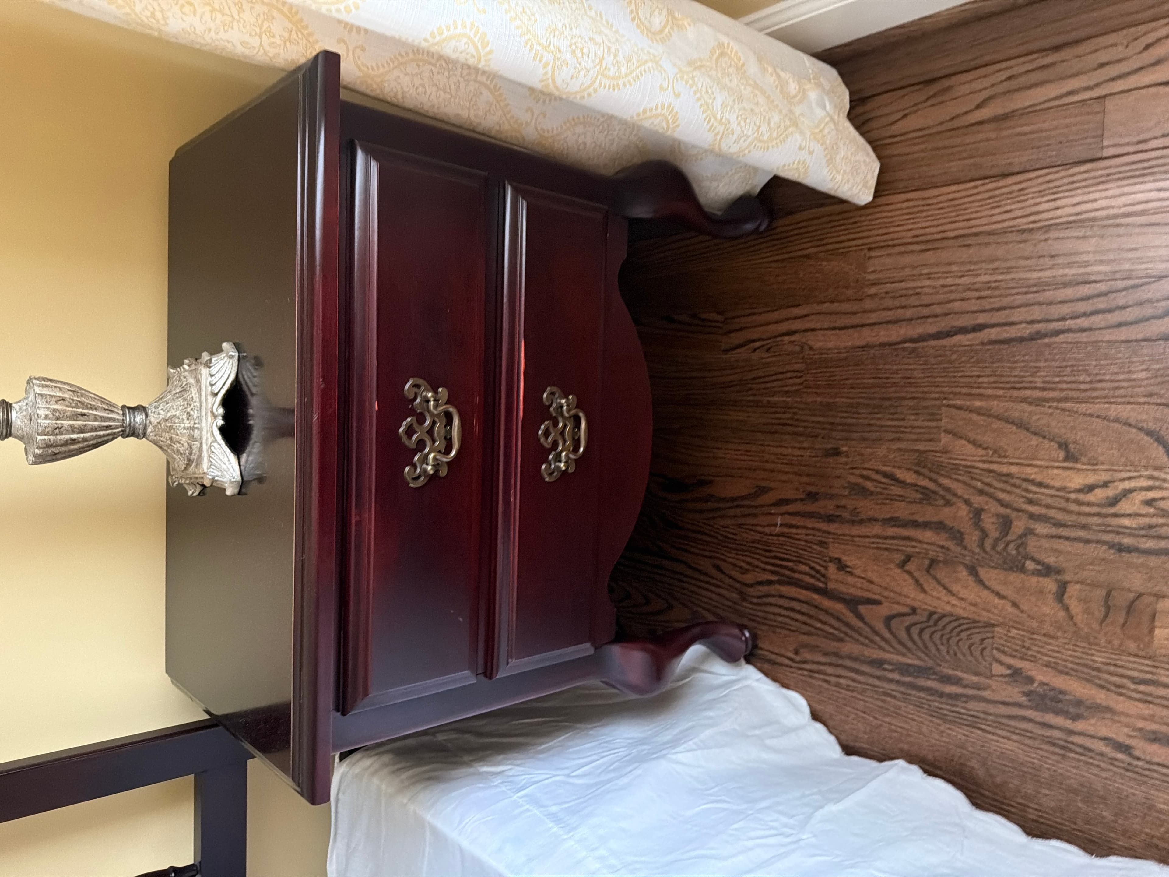 Vintage Mahogany Nightstands with Two Drawers - Image 1