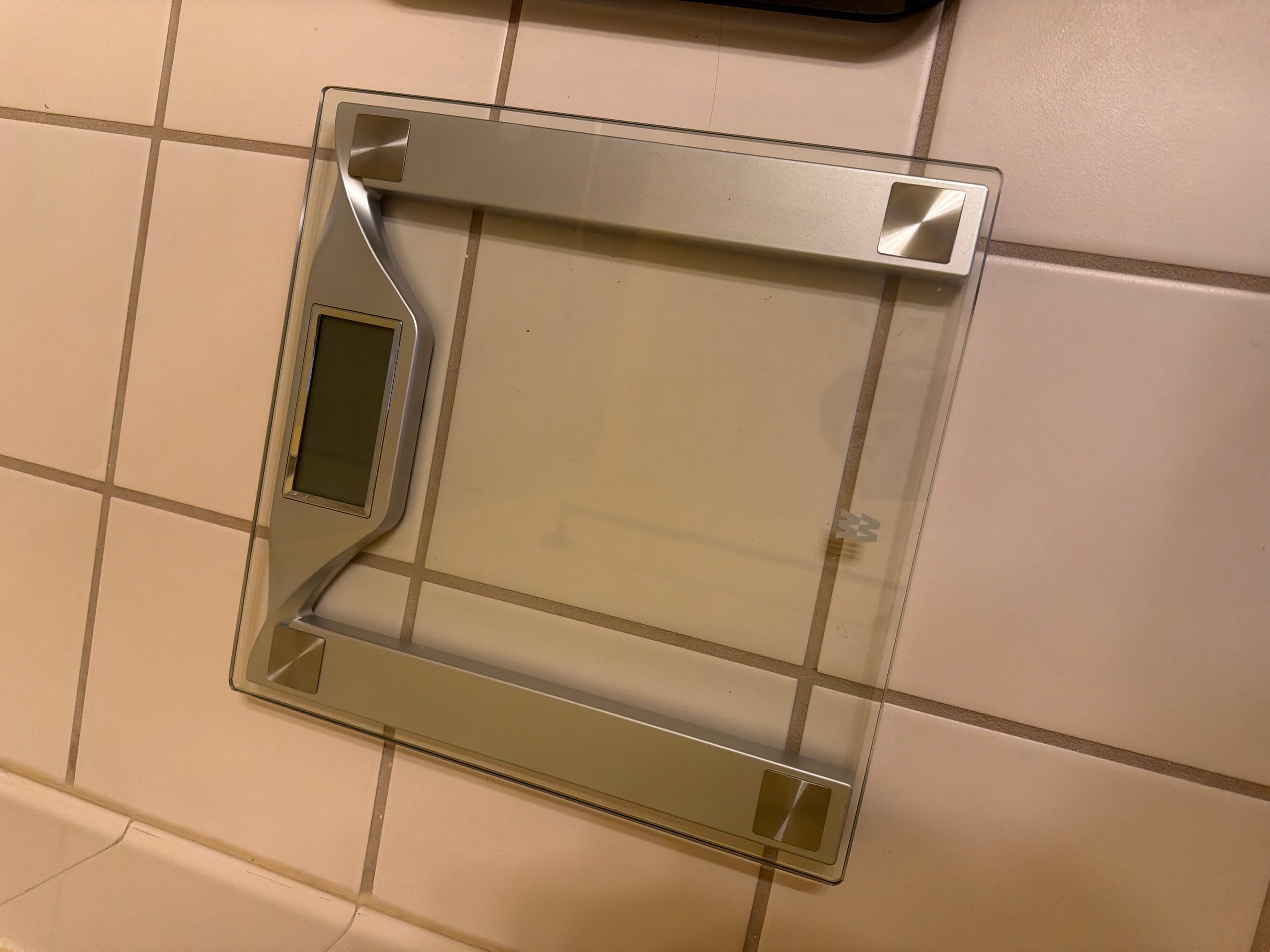 Digital Bathroom Scale with Glass Surface and LCD Display - Image 1