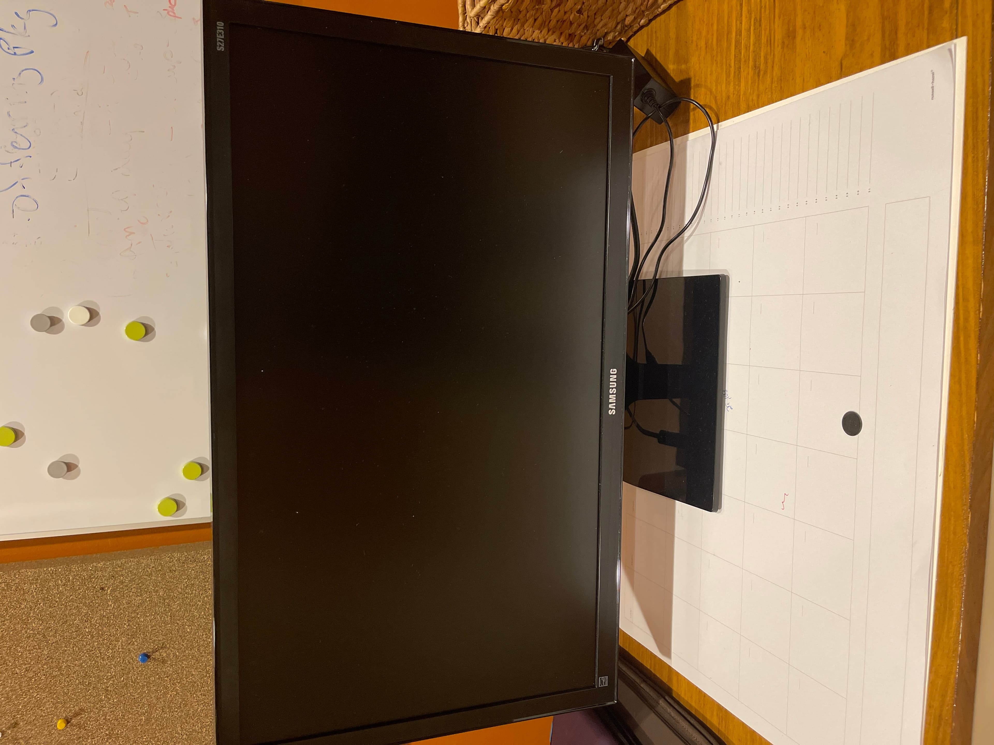 Samsung S27E310 LED Monitor with HDMI and VGA Inputs - Image 1